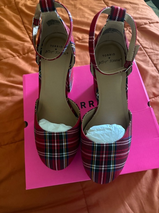 Betsy Johnson X Torrid collab red heels main image 4